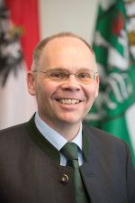 Portrait des neuen Bezirkshauptmannes
